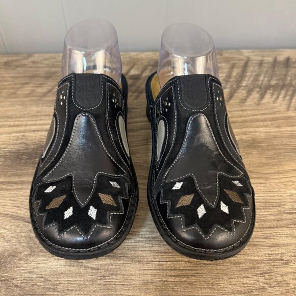 Naot Slip-On Black Leather Embroidered Clogs Slip On Mule Sz 36 - US 5 - Picture 3 of 8